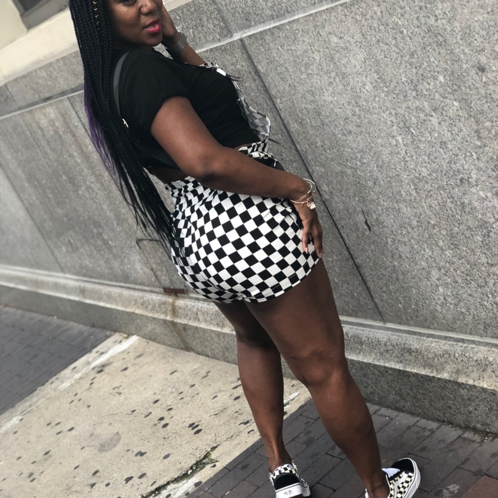 Romper - Picture 2 of 3